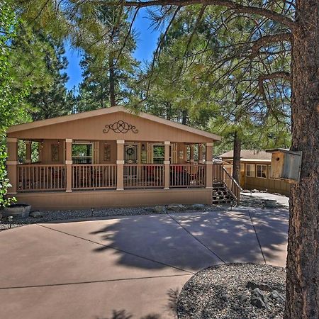 Munds Park Cabin Retreat With Deck And Fire Pit! Exteriér fotografie
